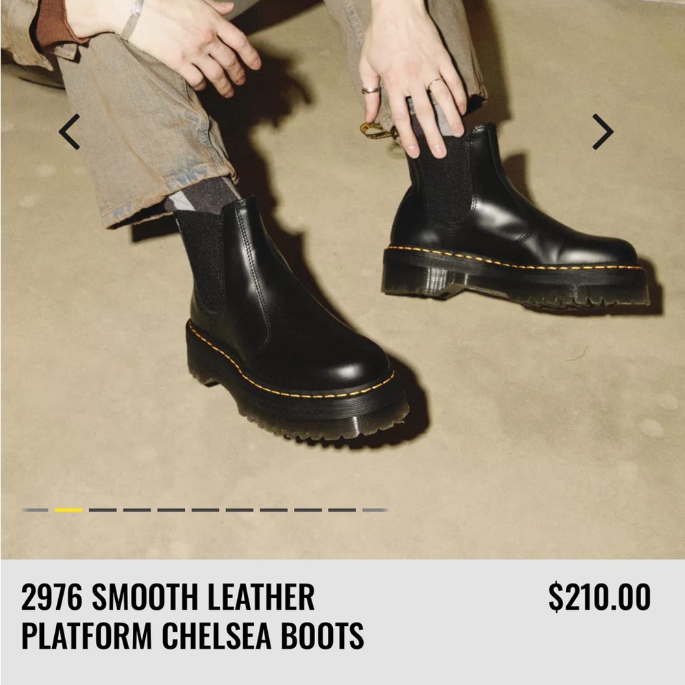 Dr Martens 2976 Smooth Leather Platform Chelsea Boots, W8